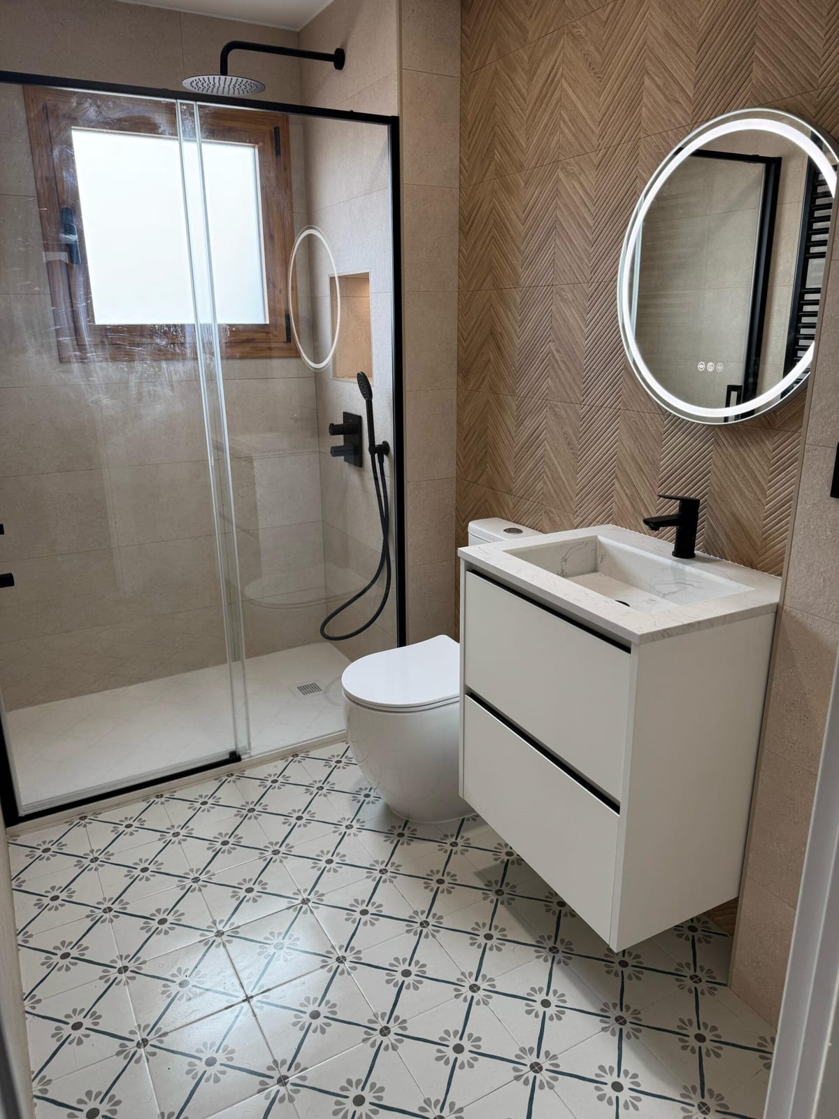 Reforma de baño en Sabadell — R8A Reforma